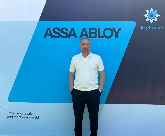 ASSA ABLOY Güvenlik Çözümleri Satış Direktörü Ümit Parlatan